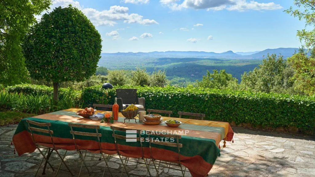 Stone Bastide with 7 Bedrooms