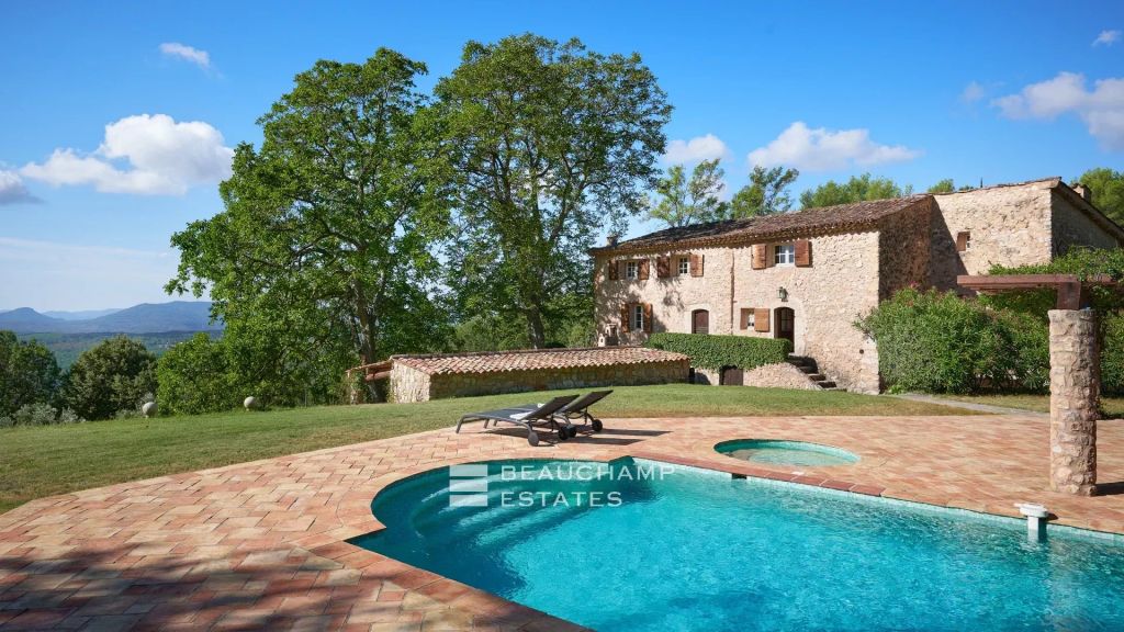Stone Bastide with 7 Bedrooms