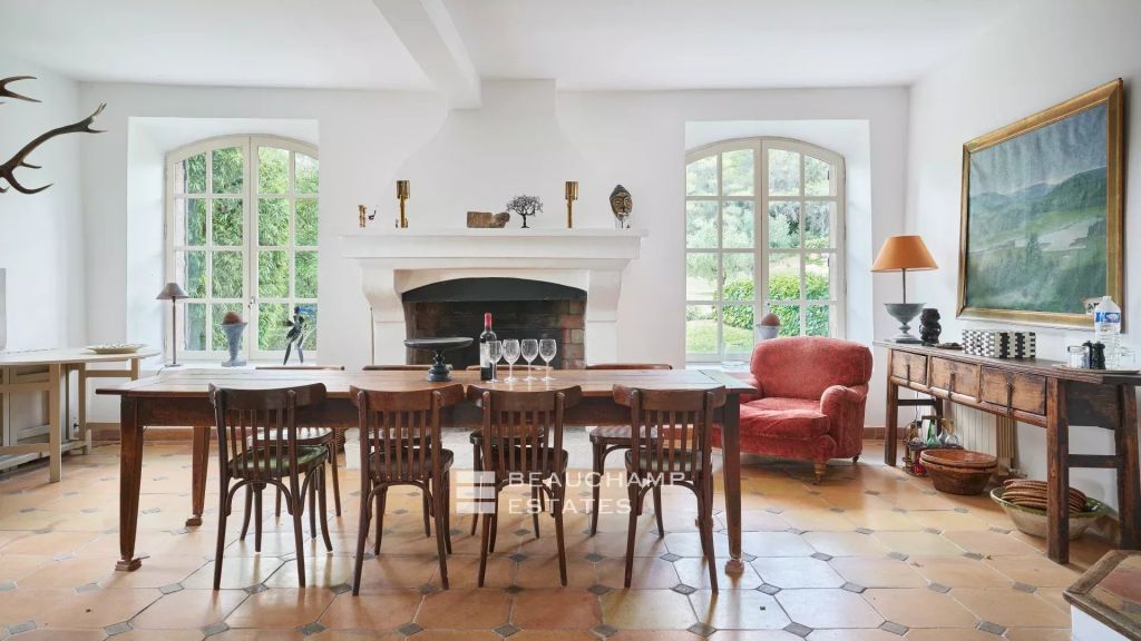 Stone Bastide with 7 Bedrooms