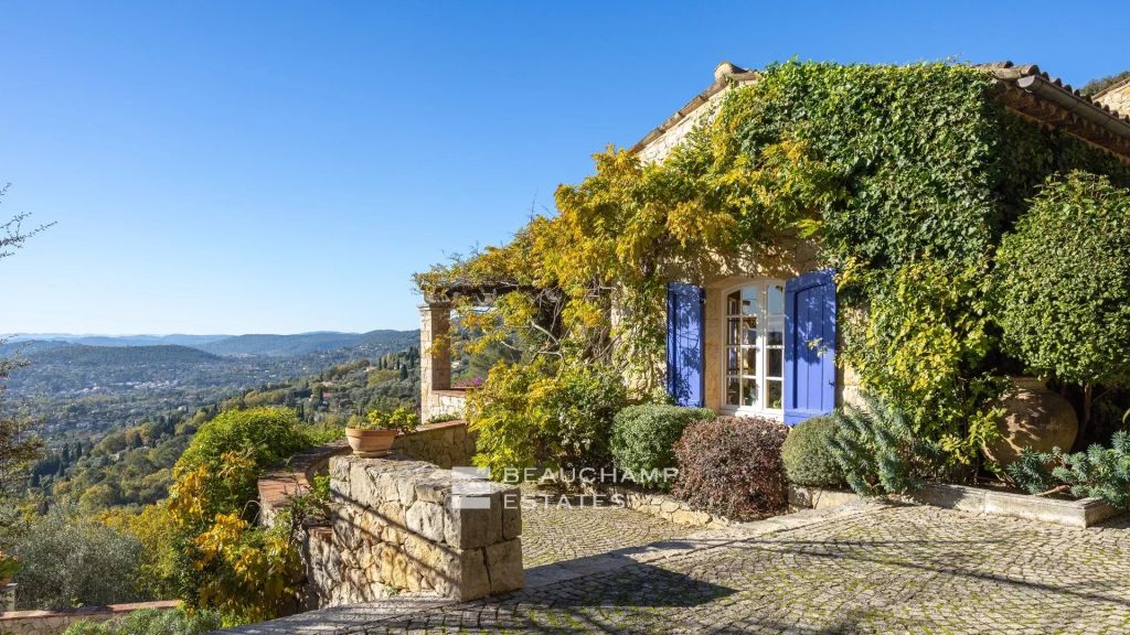 Stone bastide with sea view – Cabris
