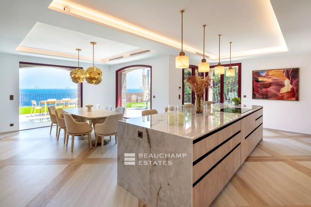 Stunning 5-Bedroom Villa with Private Sea Access