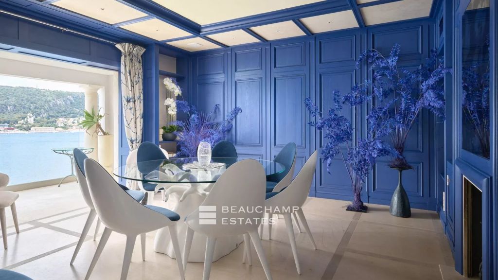 Stunning classic villa with 7 bedrooms in Saint-Jean-Cap-Ferrat – Sea View