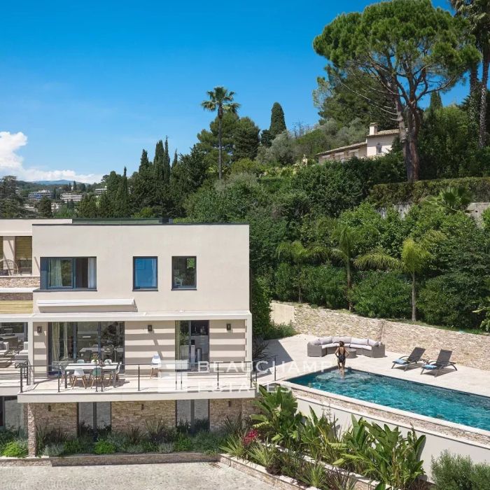 Magnifique villa contemporaine de 5 chambres avec vue mer