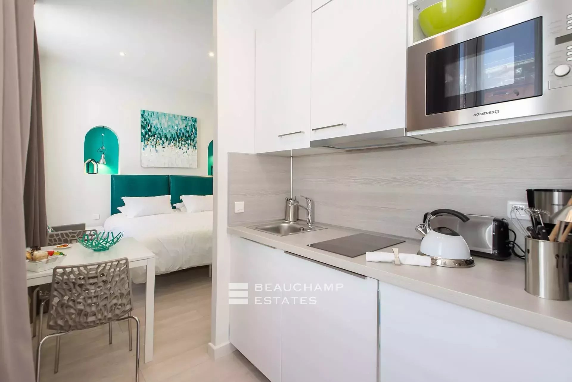 Stunning modern studio near Palais des Festivals Stunning modern studio near Palais des Festivals