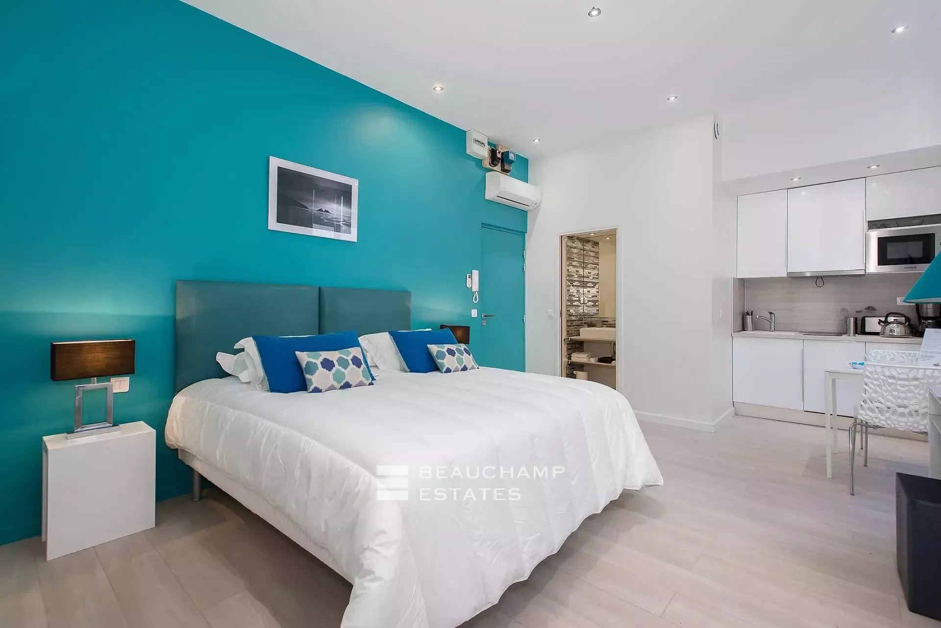 Stunning modern studio near Palais des Festivals Stunning modern studio near Palais des Festivals