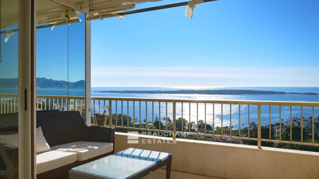 Stunning penthouse – Chateau Montjoli – Cannes Californie