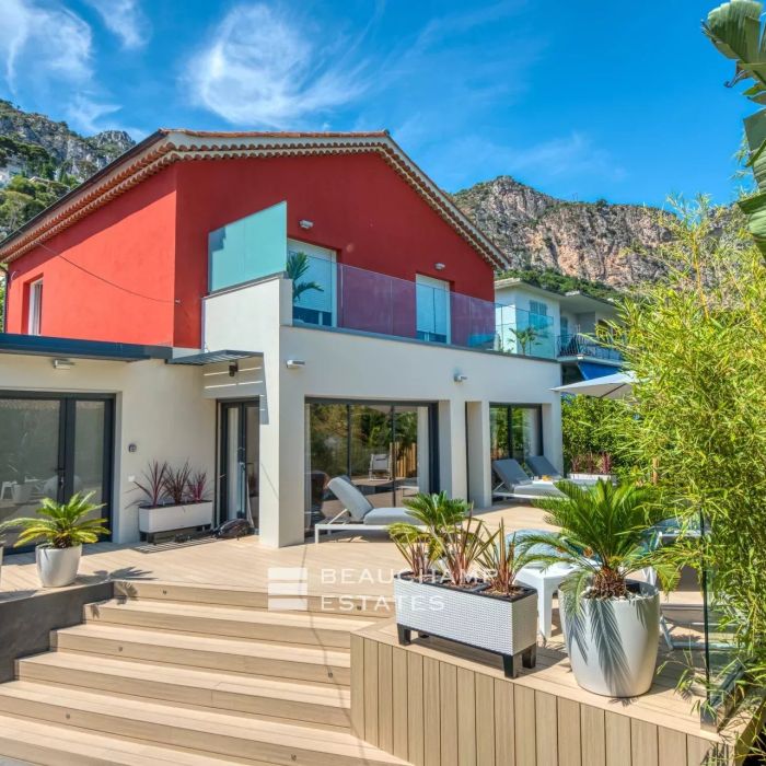 Èze Bord de Mer – 5-bedroom villa with sea view and pool