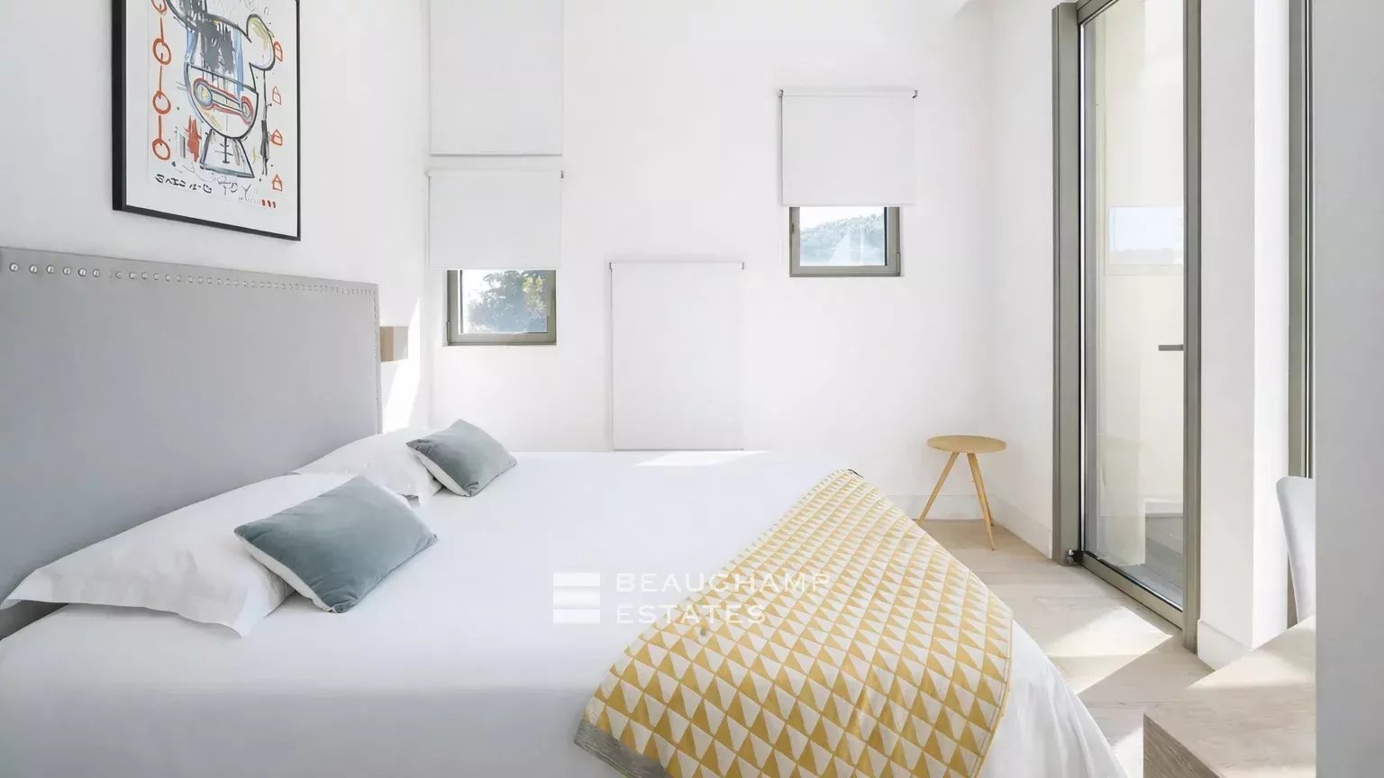 Sublime contemporary villa within walking distance of the center of Saint-Tropez Sublime contemporary villa within walking distance of the center of Saint-Tropez