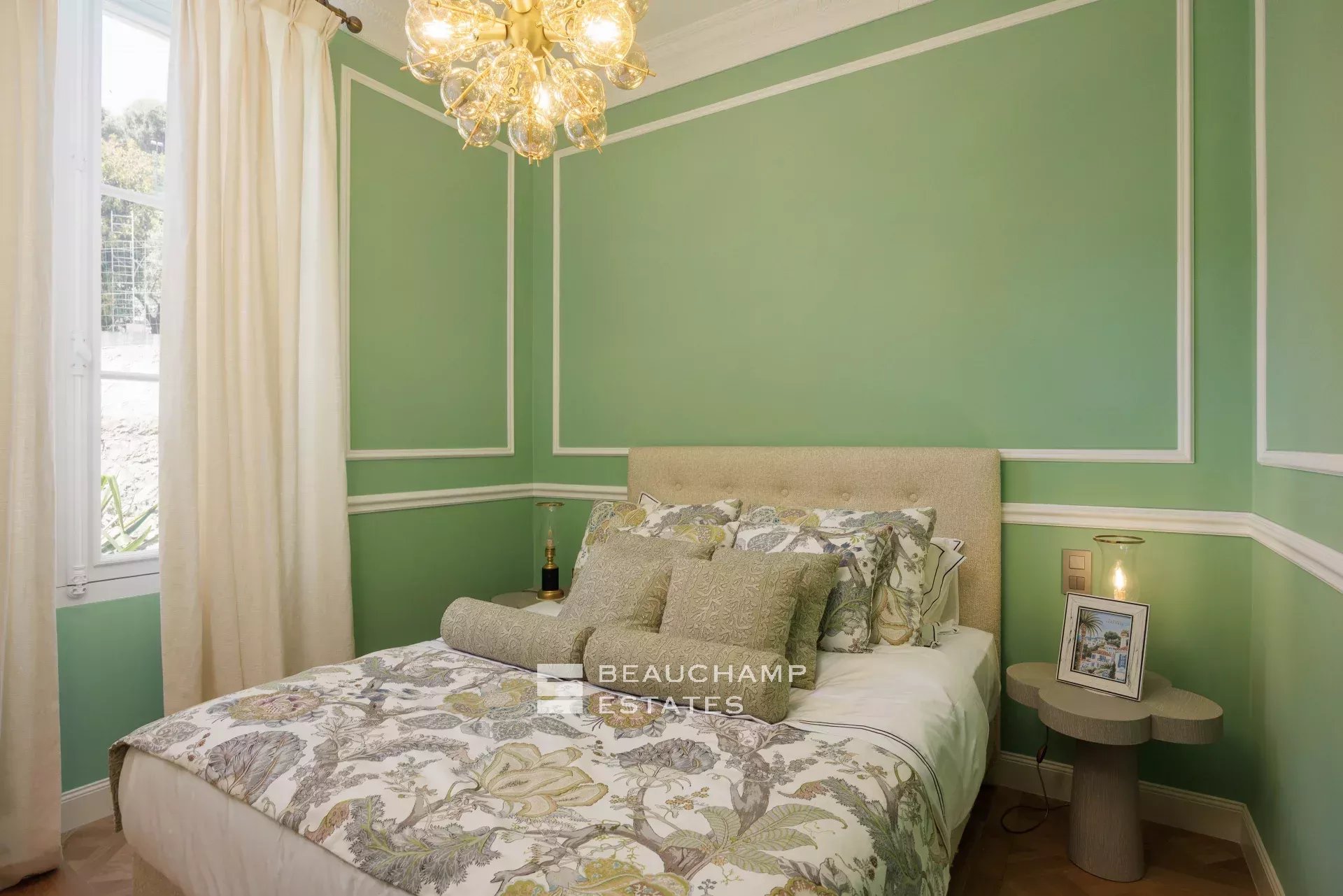 Somptueuse villa Belle Époque à Beaulieu-sur-Mer – 6 chambres, piscine, maison d’amis et sécurité absolue Sumptuous Belle Époque Villa in Beaulieu-sur-Mer 6 Bedrooms, swimming-pool, guest-house and security