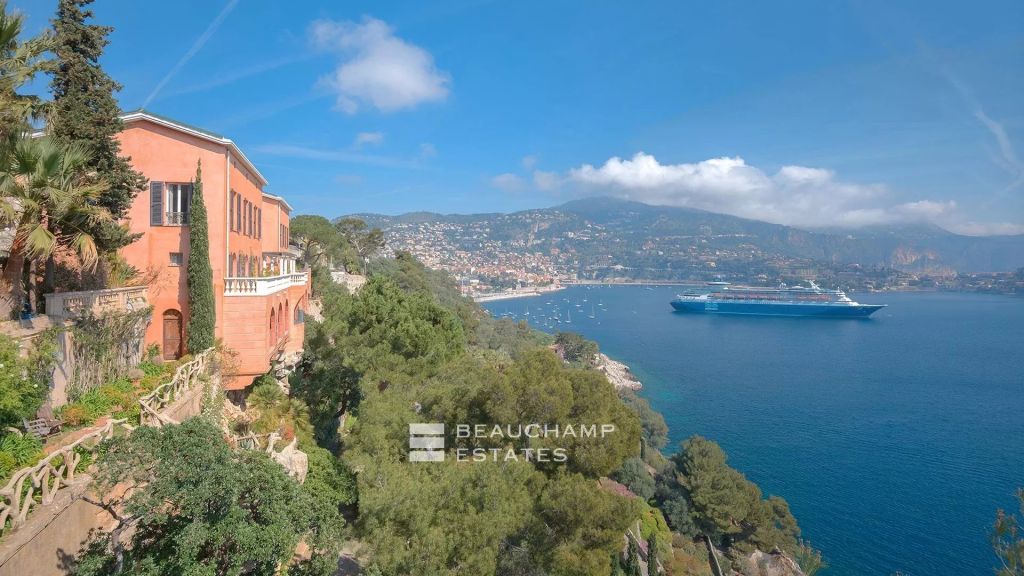 Sumptuous Belle Epoque Waterfront Property Nice