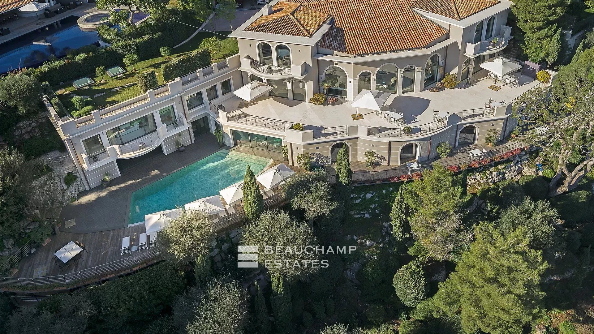 Sumptuous modern property with 8 bedrooms in Saint Jean Cap Ferrat Sumptuous modern property with 8 bedrooms in Saint Jean Cap Ferrat