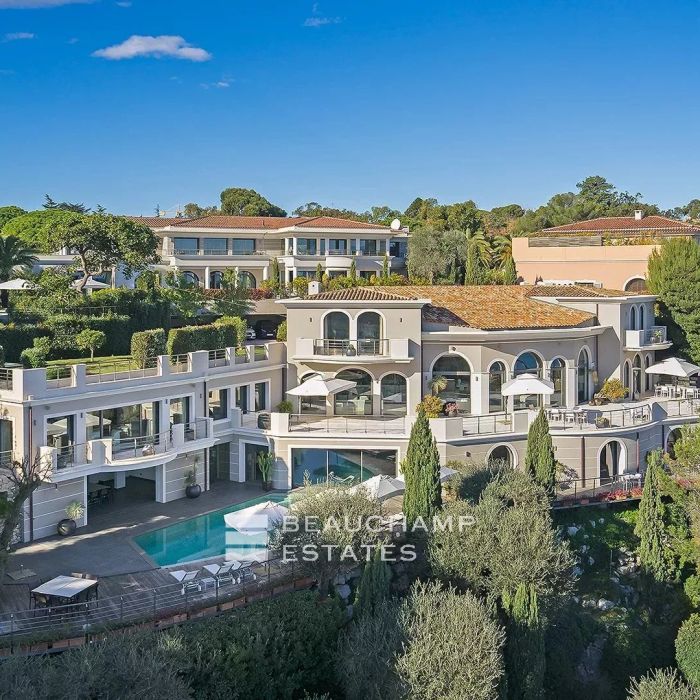 Saint-Jean-Cap-Ferrat : pourquoi louer ou acheter sur cette presqu&rsquo;île exclusive ?