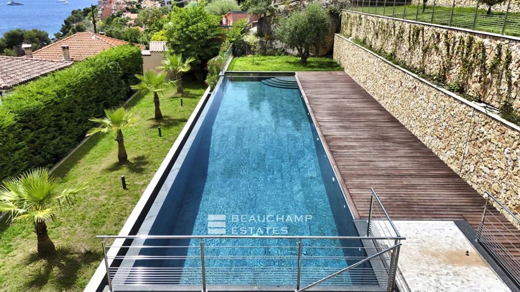 Sumptuous Roof terracce Sea View