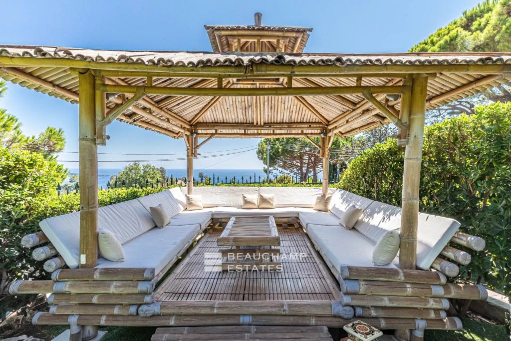 Super Cannes – 7 Bedrooms Villa with sea view