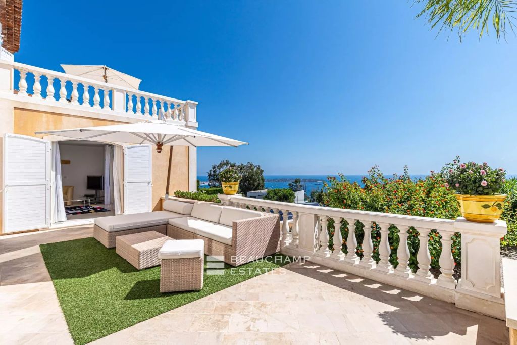 Super Cannes – 7 Bedrooms Villa with sea view