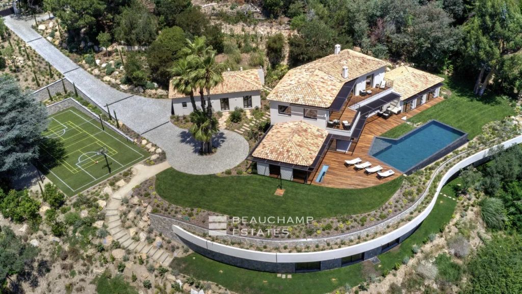 Super Cannes Hills -Stunning holiday villa with luxury services and sea views