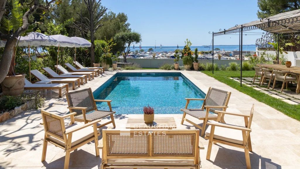 Super property in the heart of Cap d’Antibes