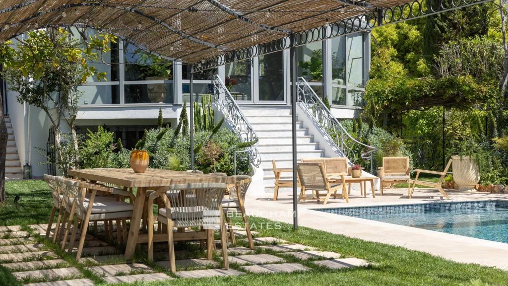 Super property in the heart of Cap d’Antibes