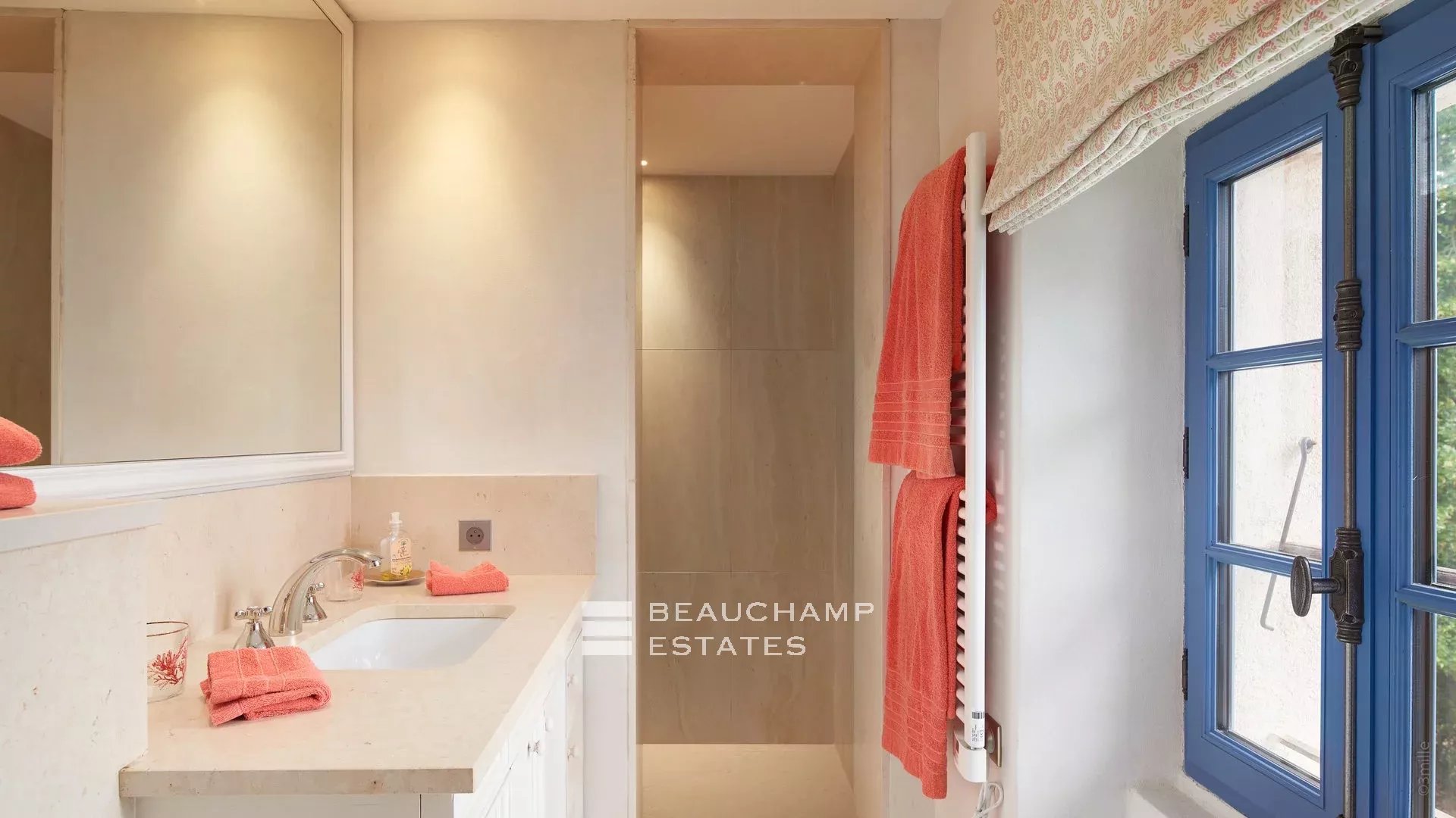 Superb 18th Century Renovated Farmhouse in Grasse Superb 18th Century Renovated Farmhouse in Grasse