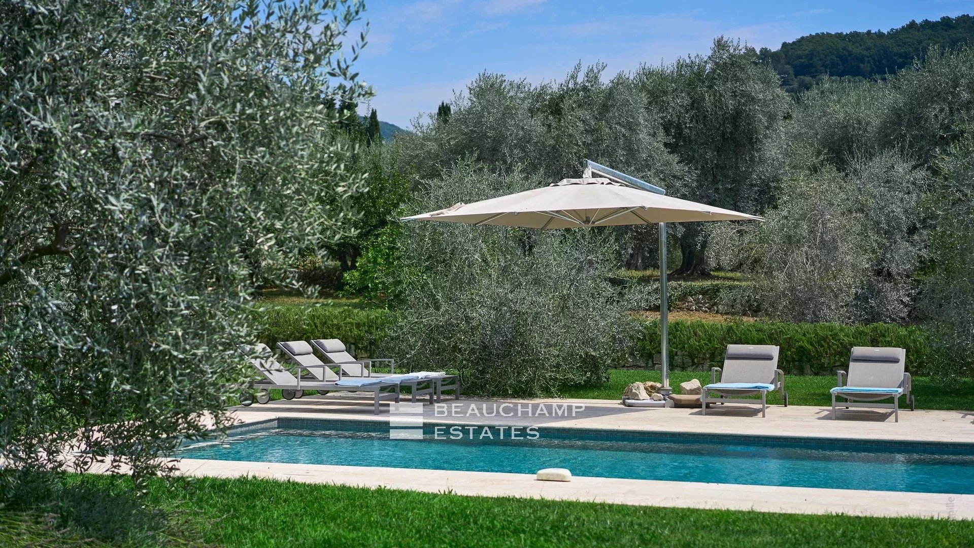 Superb 18th Century Renovated Farmhouse in Grasse Superb 18th Century Renovated Farmhouse in Grasse