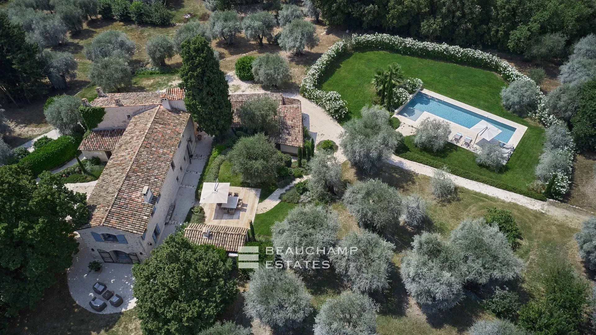 Superb 18th Century Renovated Farmhouse in Grasse Superb 18th Century Renovated Farmhouse in Grasse