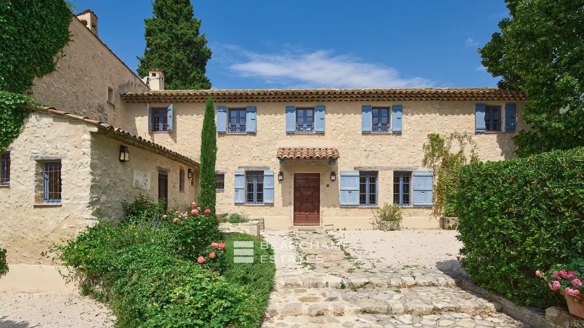 Superb 18th Century Renovated Farmhouse in Grasse Superb 18th Century Renovated Farmhouse in Grasse