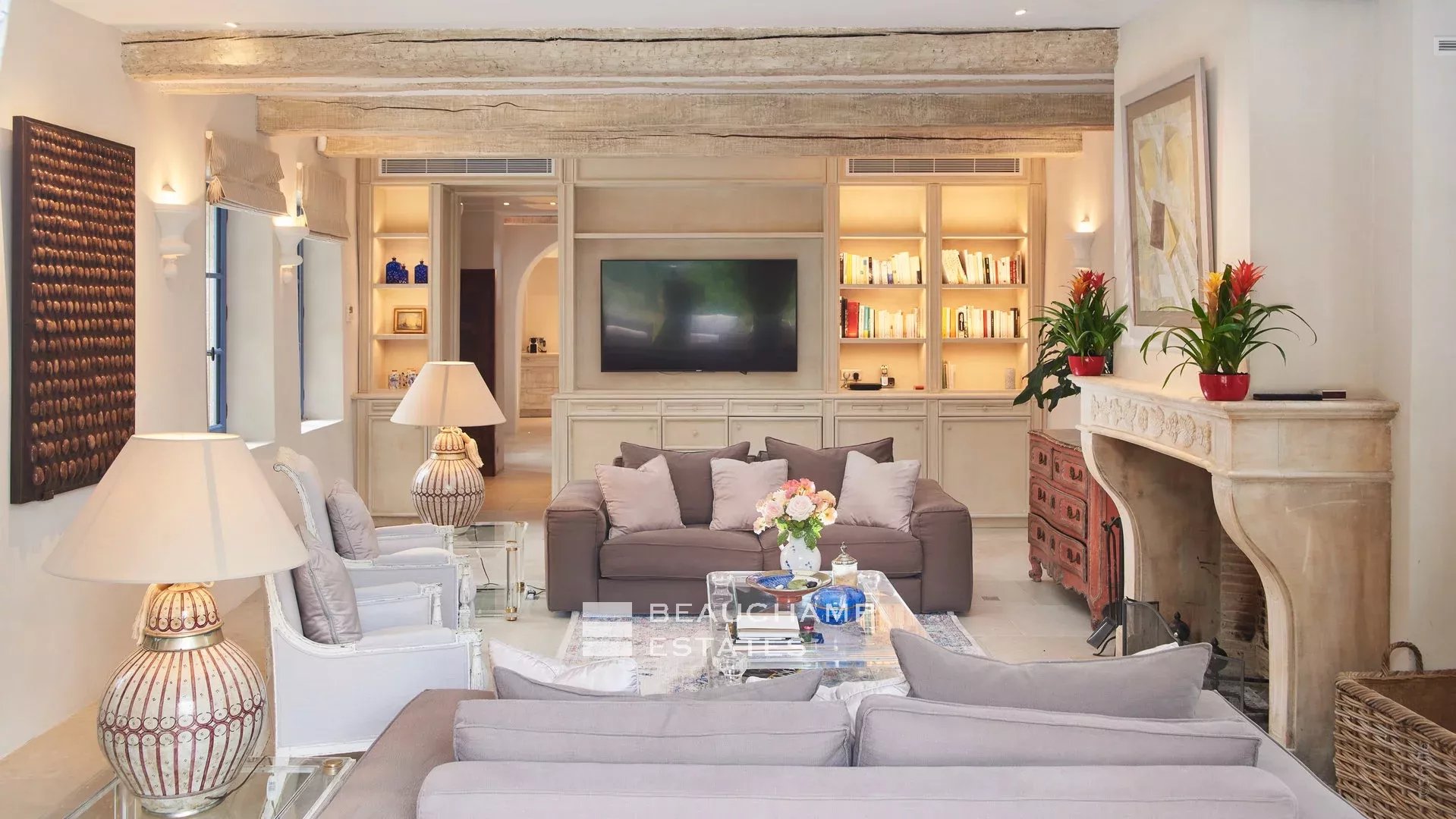 Superb 18th Century Renovated Farmhouse in Grasse Superb 18th Century Renovated Farmhouse in Grasse