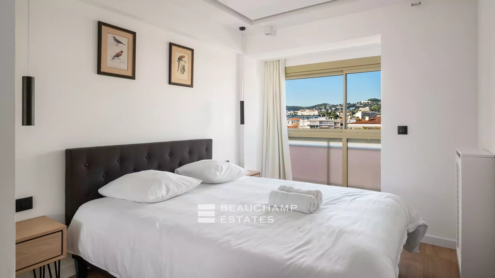 Superb 4 bedroom penthouse – Cannes Centre Superb 4 bedroom penthouse – Cannes Centre