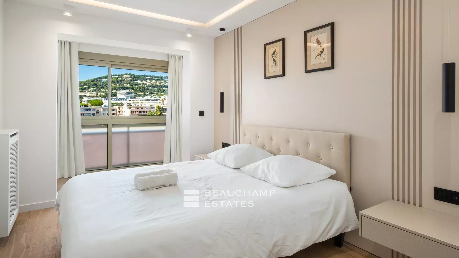 Superb 4 bedroom penthouse – Cannes Centre Superb 4 bedroom penthouse – Cannes Centre