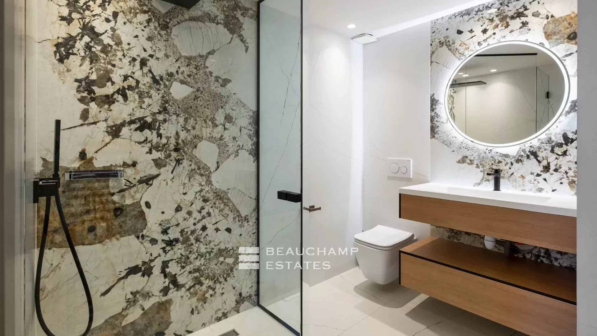 Superb 4 bedroom penthouse – Cannes Centre Superb 4 bedroom penthouse – Cannes Centre