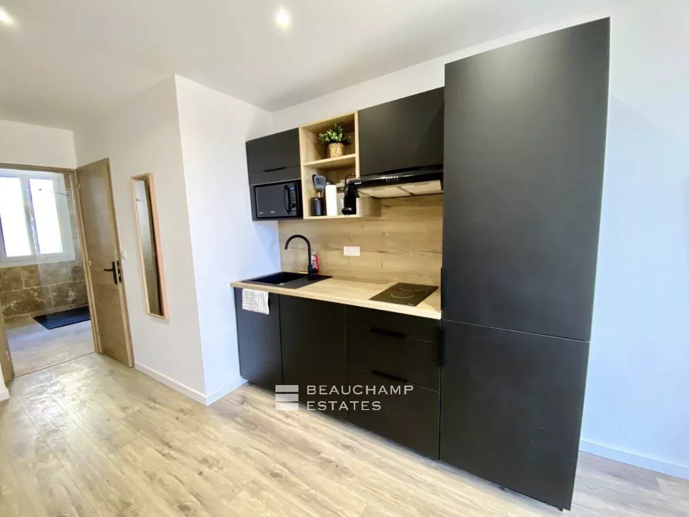 Superb new 2-bedroom – Cannes center Superb new 2-bedroom – Cannes center