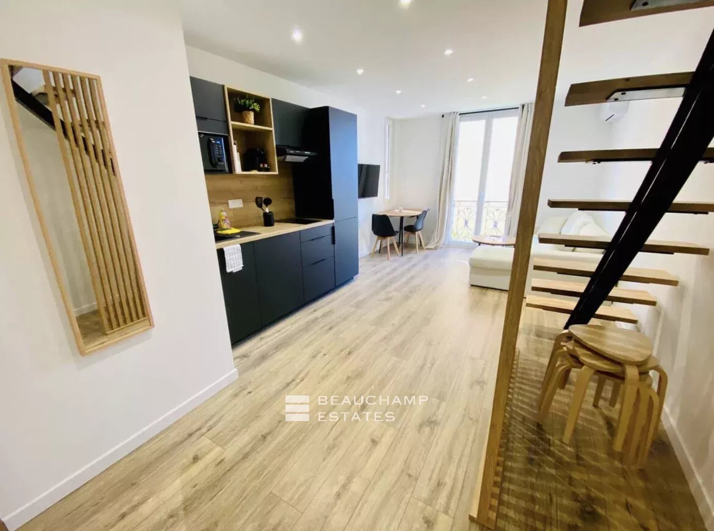 Superb new 2-bedroom – Cannes center Superb new 2-bedroom – Cannes center
