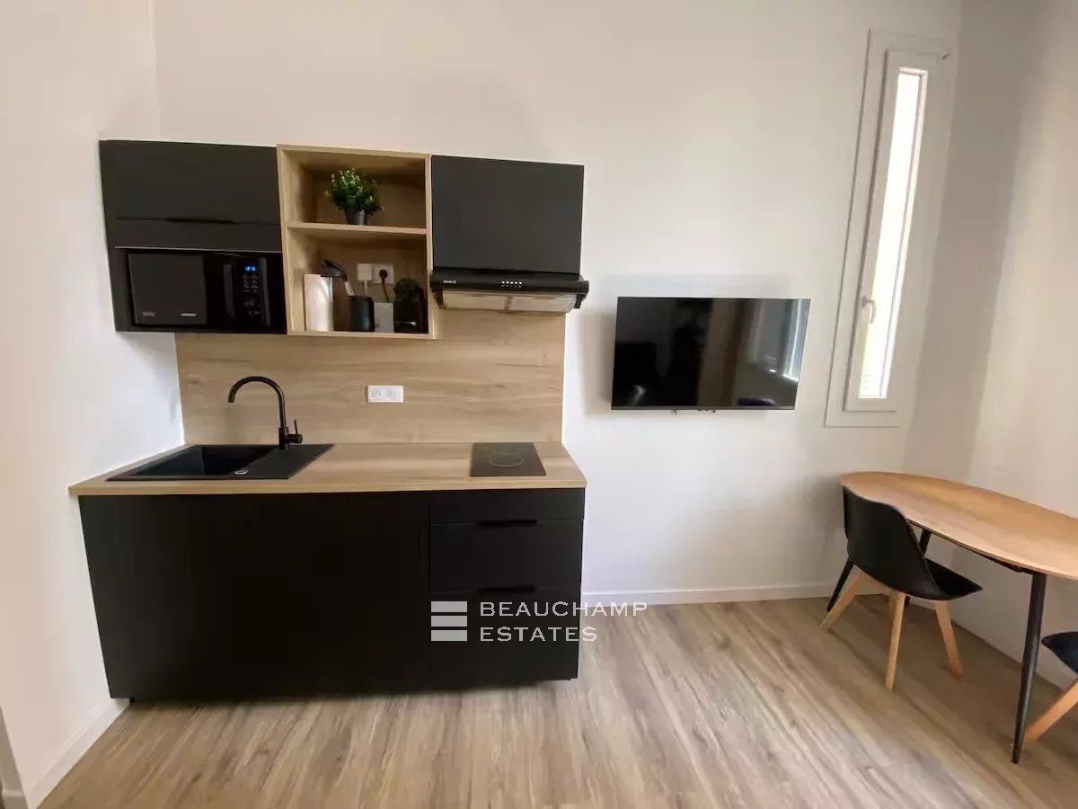 Superb new studio with large terrace – Cannes center Superb new studio with large terrace – Cannes center