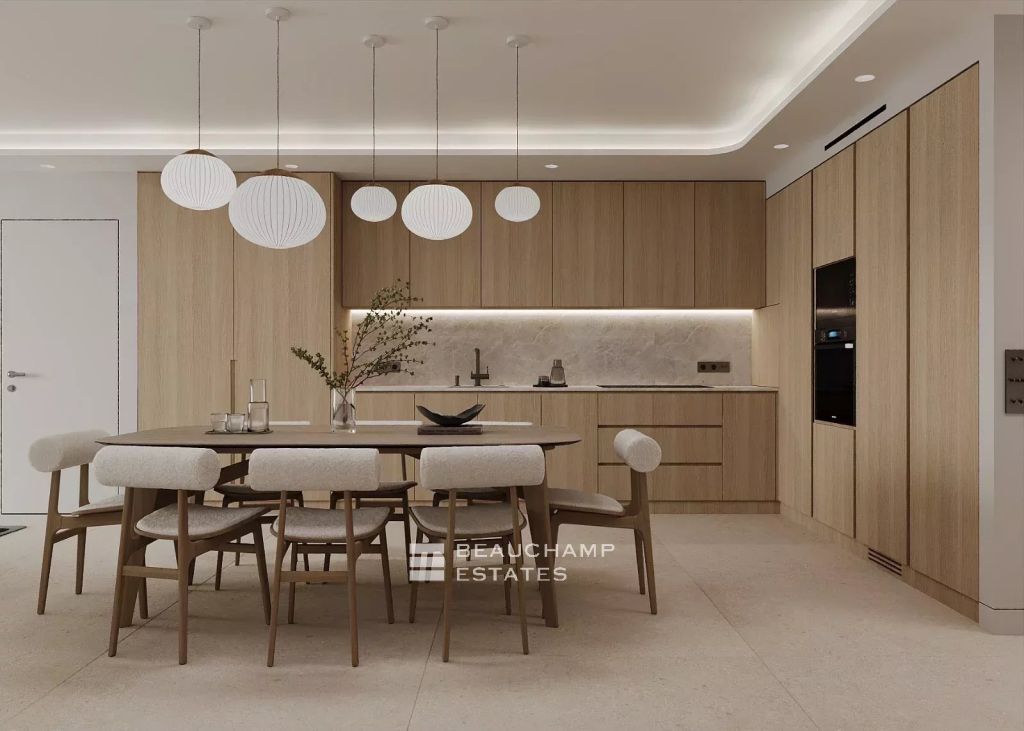 Three-bedroom apartment with sea view – Palm Beach