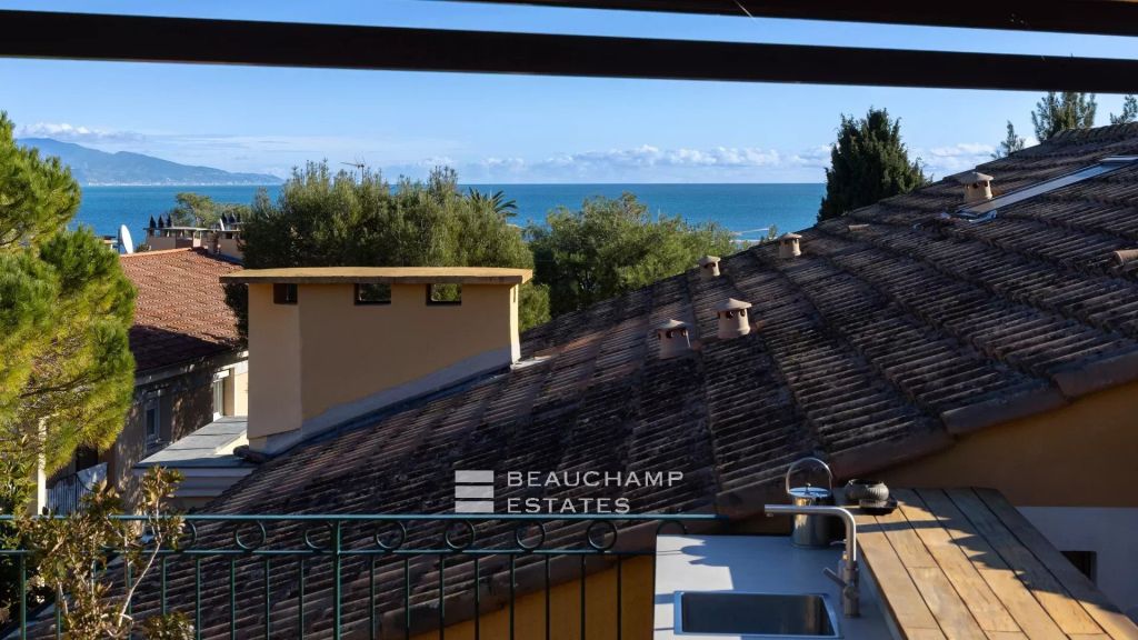 Three-Bedroom Duplex Penthouse – Saint-Jean-Cap-Ferrat