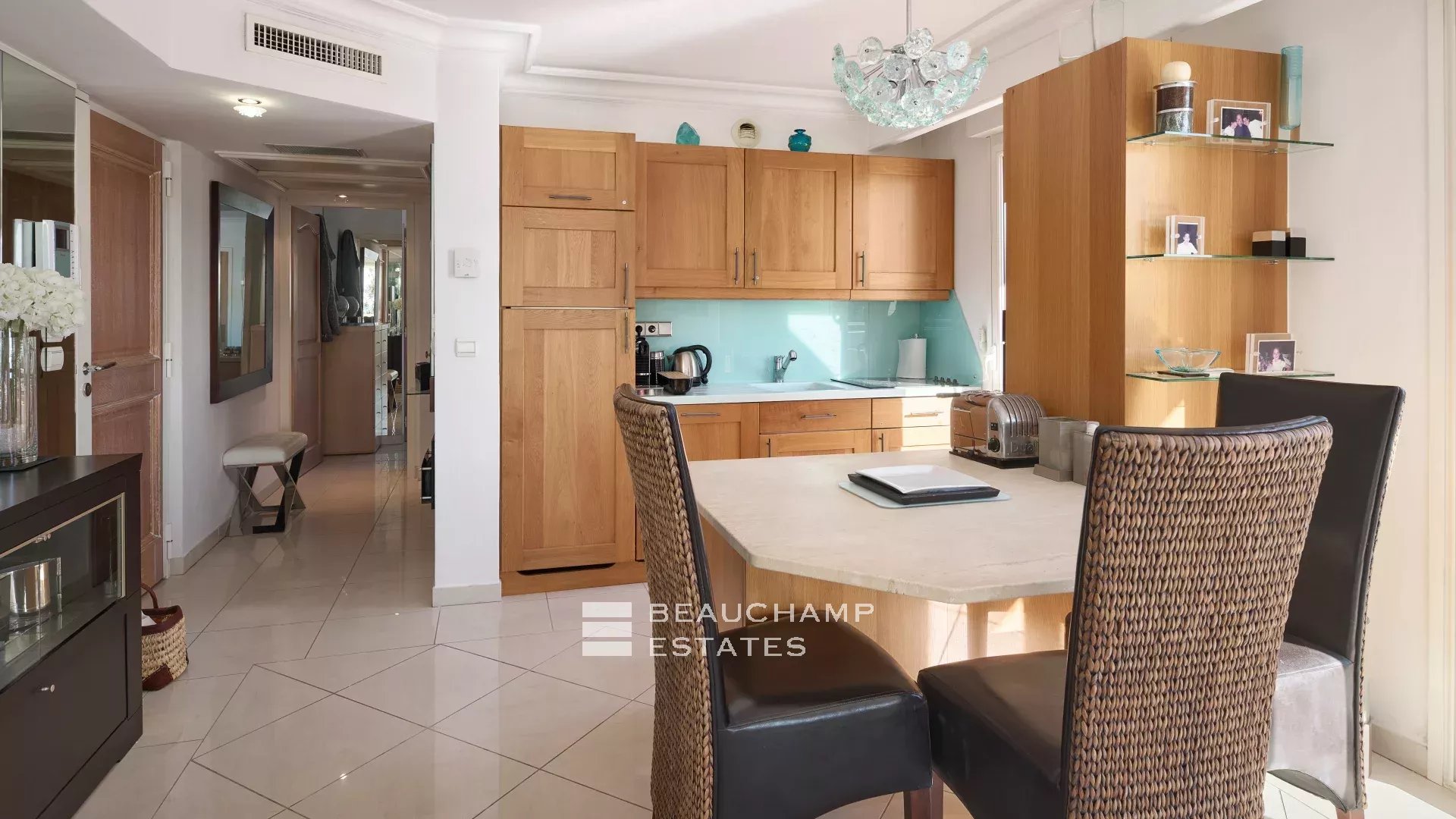 Top Floor apartment with Sea View Top Floor apartment with Sea View