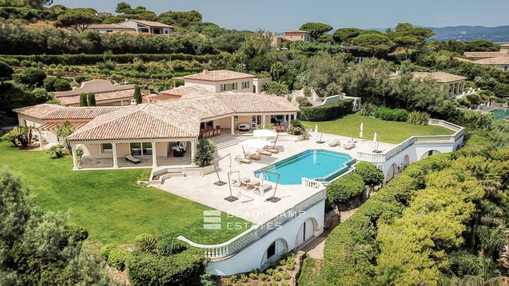 Ultra luxury provencal villa in the prestigious domain of Les Parcs of Saint-Tropez