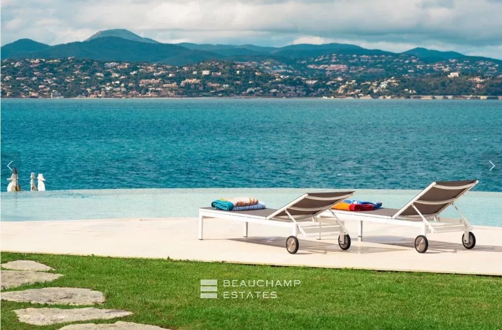 Unique Location, Amazing Waterfront Mansion in Saint-Tropez
