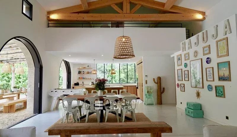 Very nice house in a private domain in Saint-Tropez close to the beach