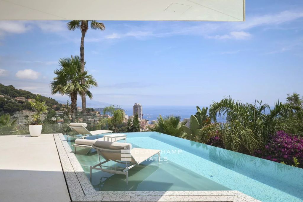 Contemporary 5-Bedroom Villa with Sea View – Monaco
