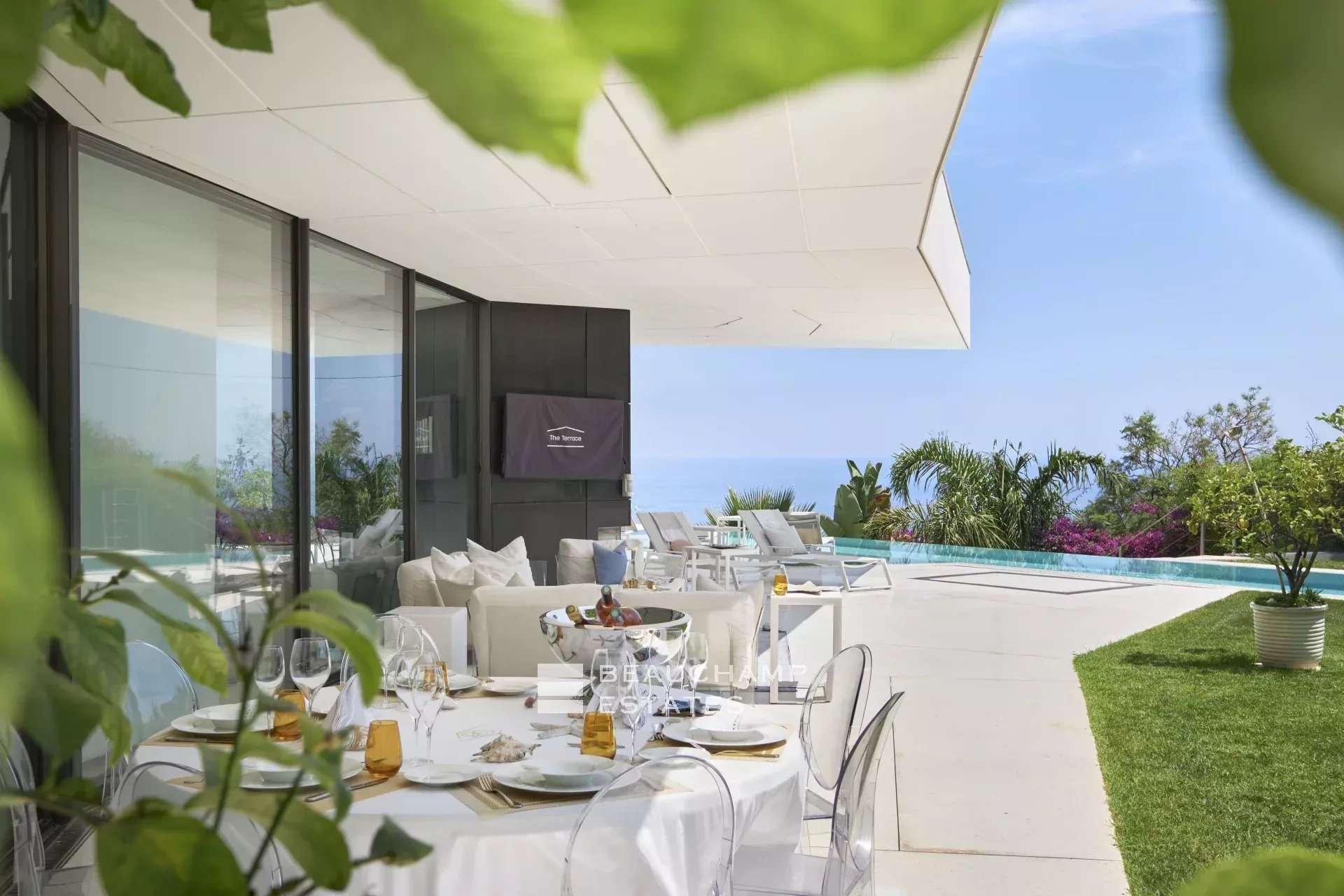 Villa on the Edge of Monaco Villa on the Edge of Monaco