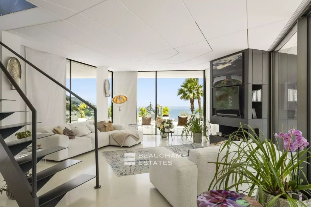 Contemporary 5-Bedroom Villa with Sea View – Monaco