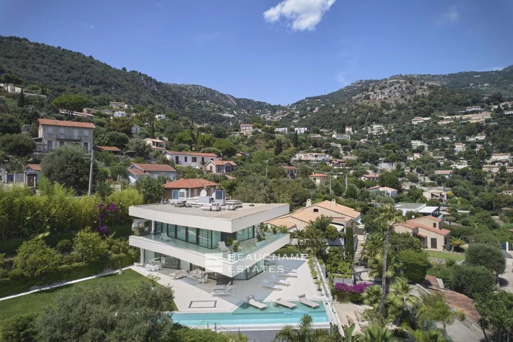 Villa on the Edge of Monaco