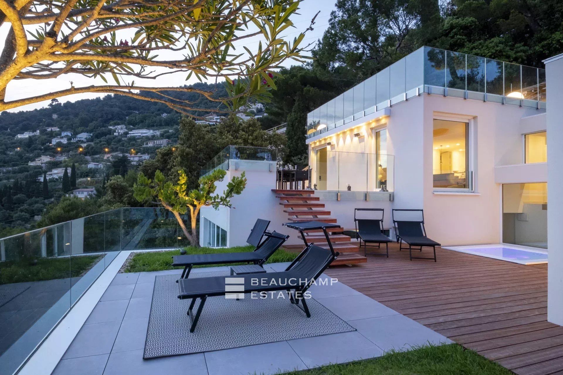 Villa Terrasses l Villefranche-sur-mer Villa Terrasses l Villefranche-sur-mer