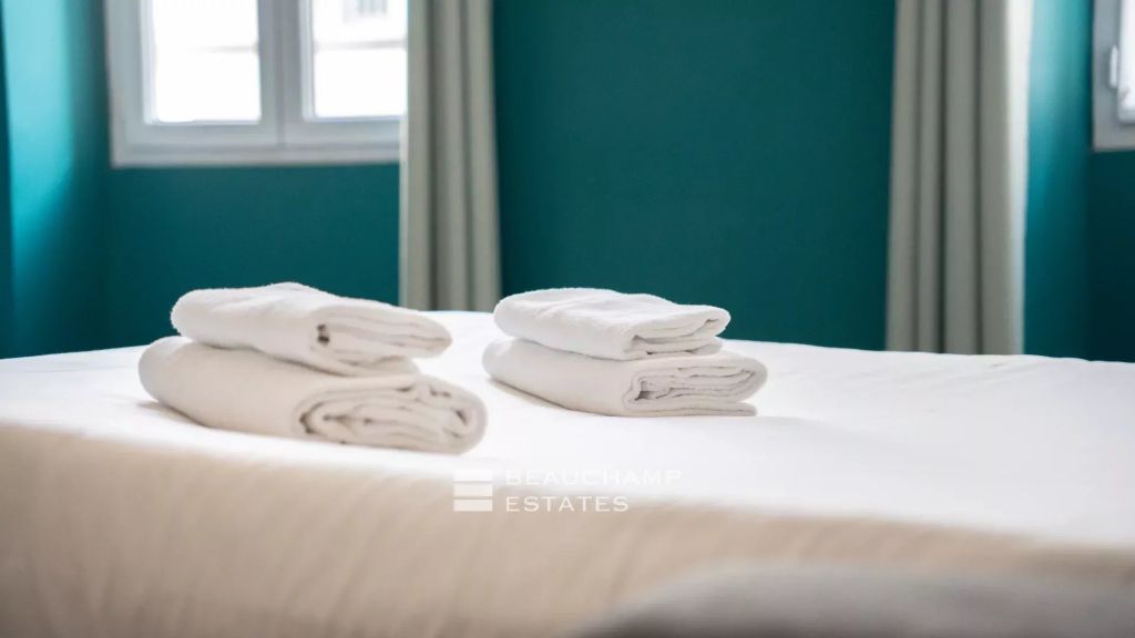 1 bedroom apartment with terrace – Cannes vieux port