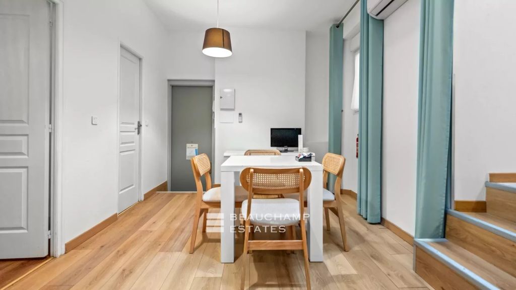 1 bedroom apartment with terrace – Cannes vieux port