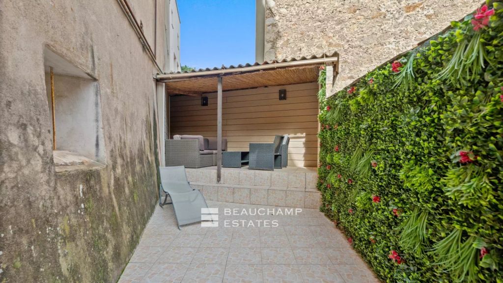 1 bedroom apartment with terrace – Cannes vieux port