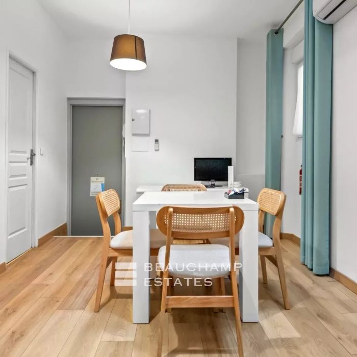 1 bedroom apartment with terrace – Cannes vieux port