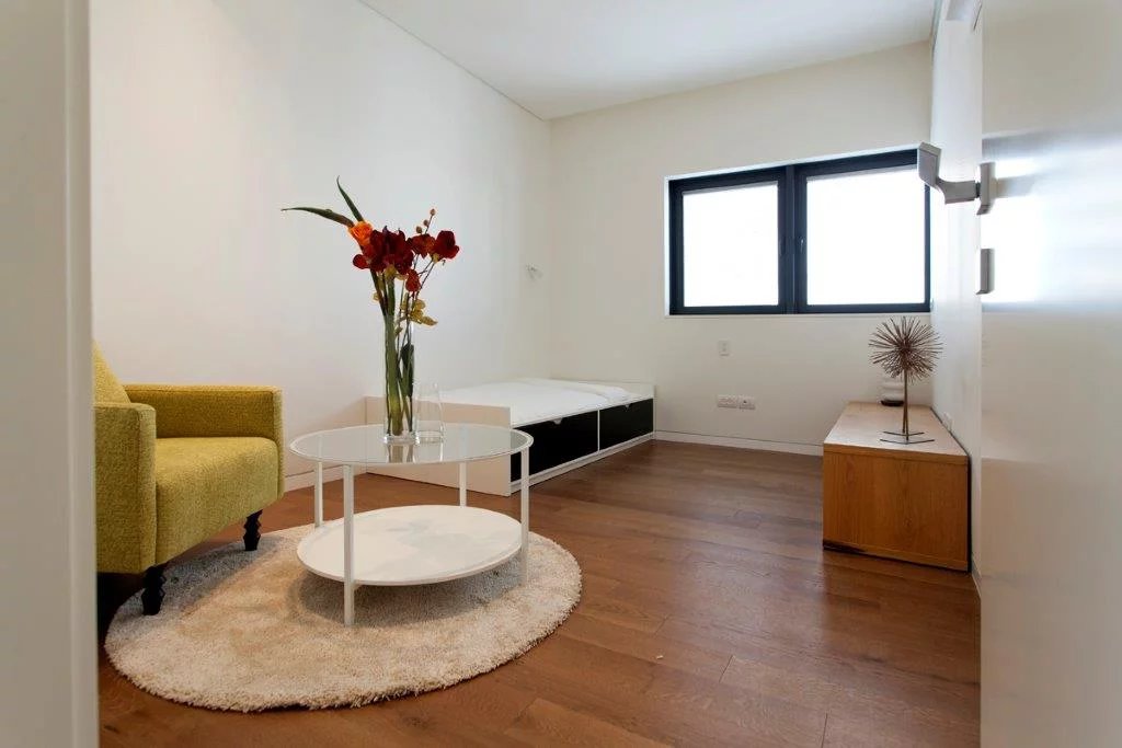 125 sqm apartment next to the beach