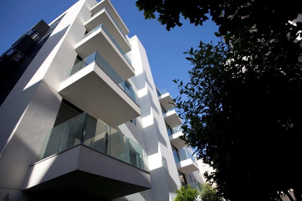 125 sqm apartment next to the beach